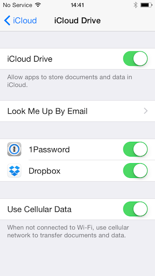 Ватсап ICLOUD. Ватсап айклауд драйв. Загрузка ICLOUD В вацапе. Ватсап шпион айфон айклауд.